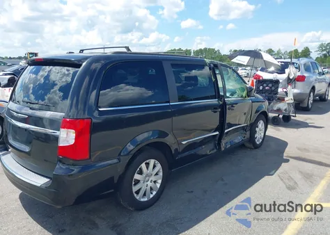 2014 Chrysler Town & Country Touring from USA, damaged, VIN 2C4RC1BG2ER444220